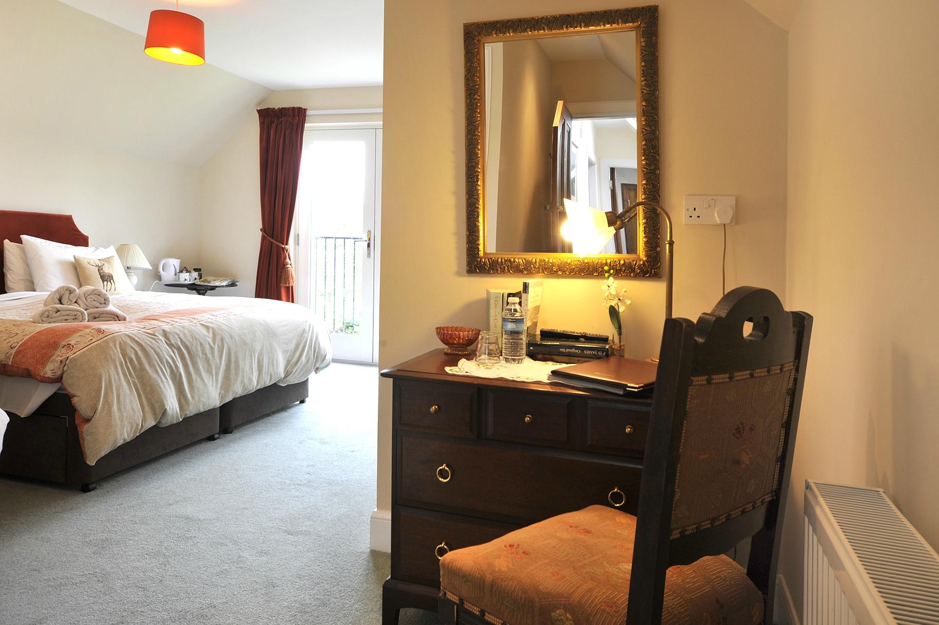 Hotel photo 1 of Dunallan House.