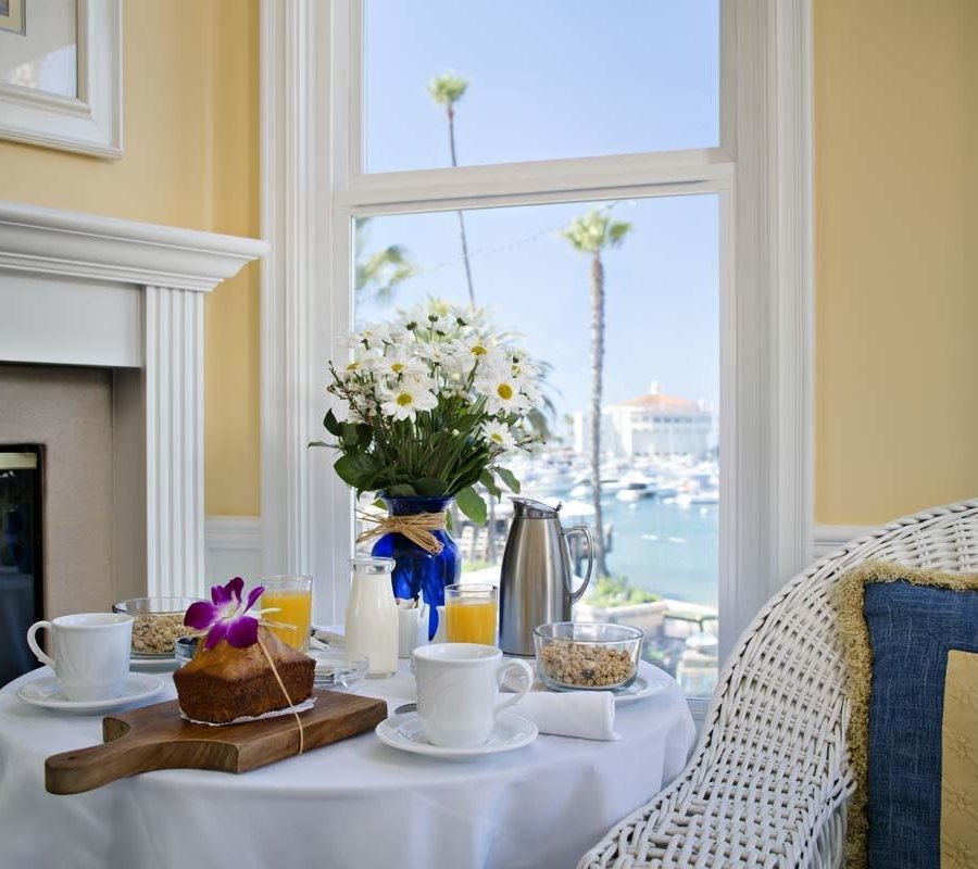 Snug Harbor Inn by null