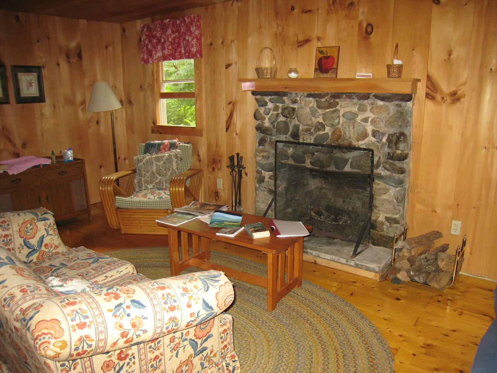 Loch Lyme Lodge & Cabins Rooms: Pictures & Reviews - Tripadvisor