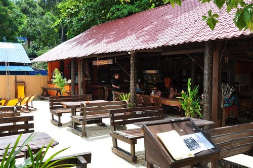 OMBAK INN CHALET $89 ($̶1̶0̶2̶) - Prices & Reviews - Pulau Perhentian ...