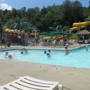 upper pool and spray park