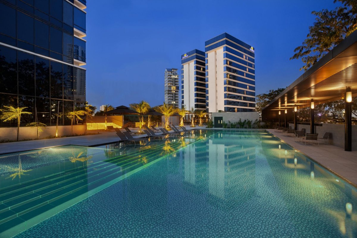 Aloft Singapore Novena Pool Pictures & Reviews - Tripadvisor