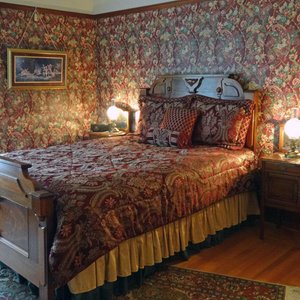 Garden View Room Bed