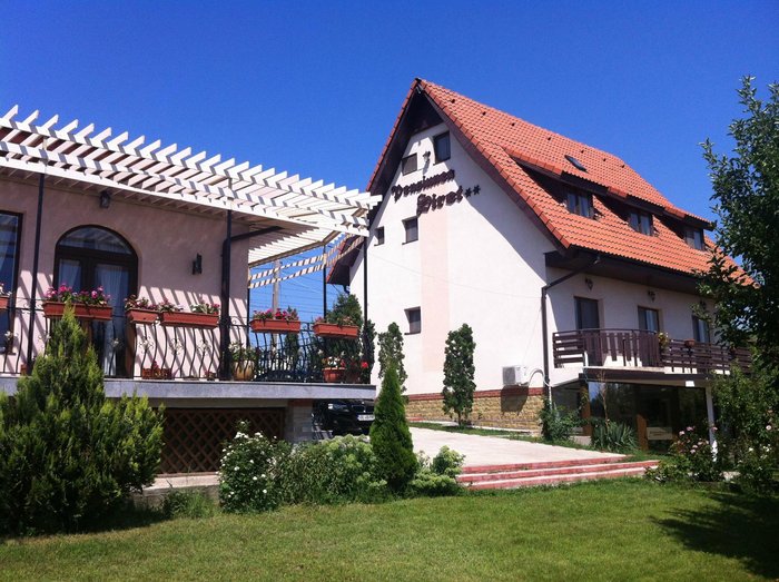 PENSIUNEA SIRET - Prices & Lodge Reviews (Galati, Romania)