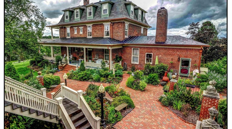Carriage House View of Rear Courtyard