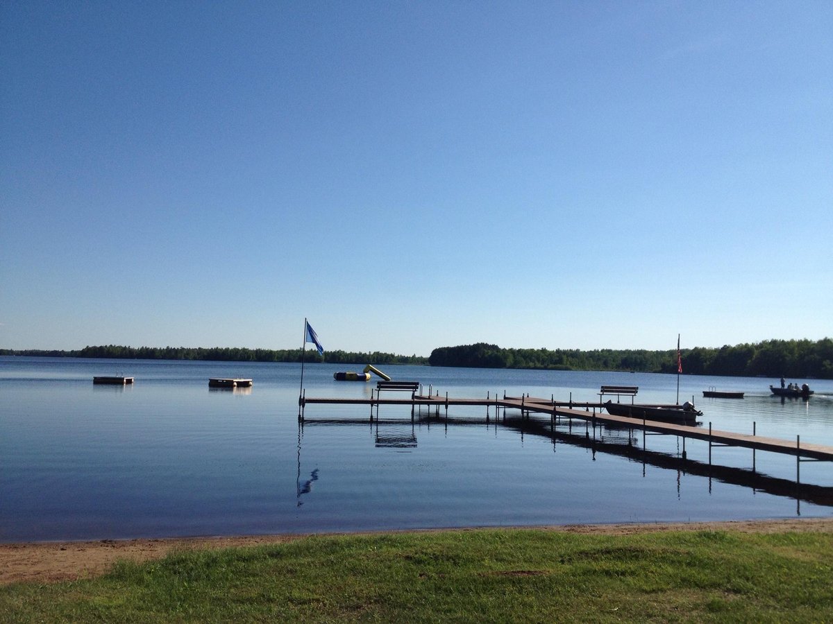 SANDY POINT RESORT & DISC GOLF RANCH: Reviews (Lac du Flambeau, WI ...