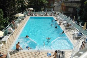 Piscina e spiaggia