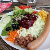 insalata con wurstel