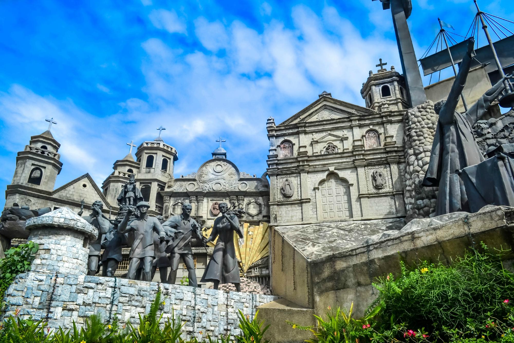 Cebu Heritage Monument (Cebu City): All You Need To Know