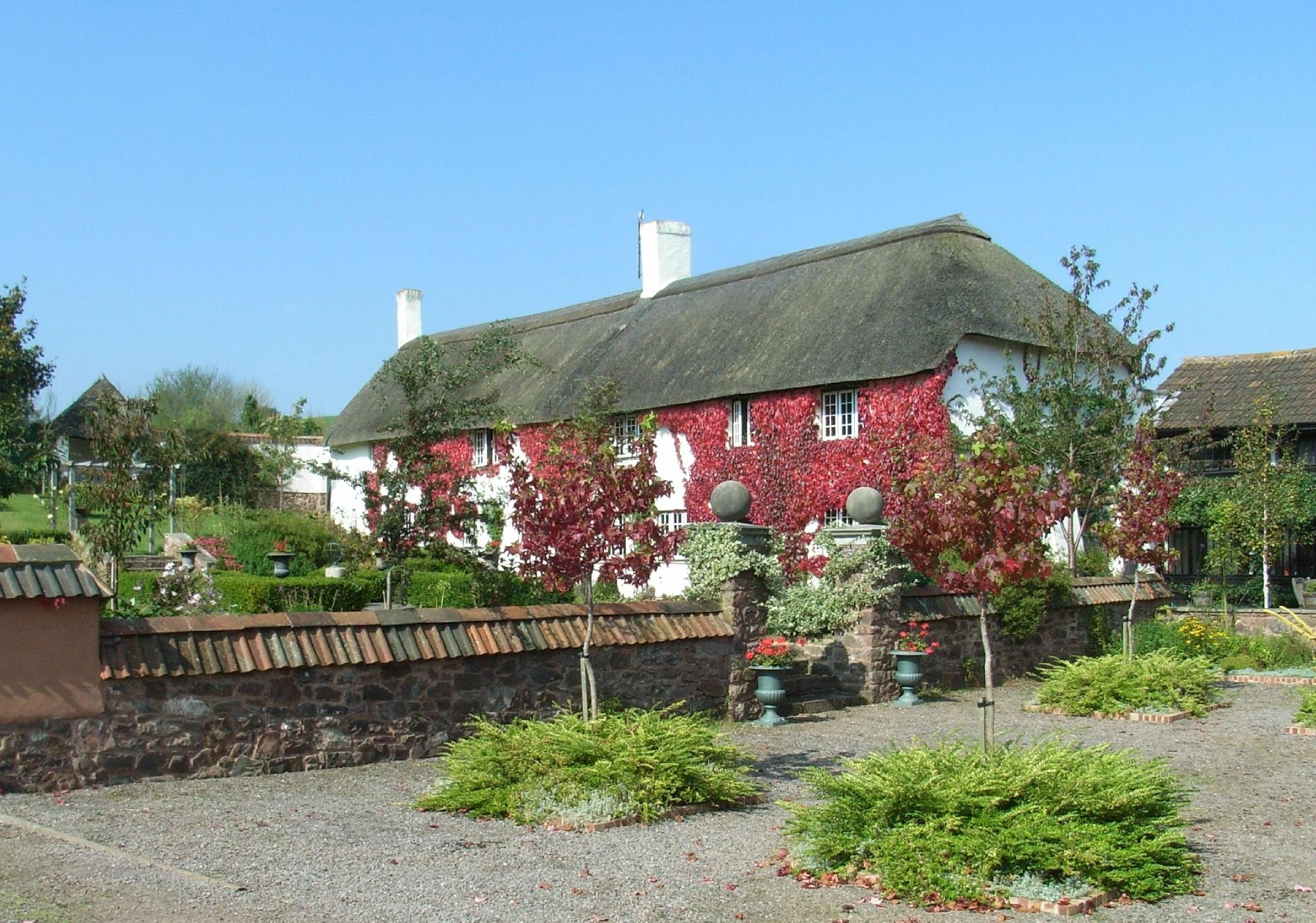 COMBE LANCEY FARMHOUSE B&B - Prices & Reviews (Crediton, England)