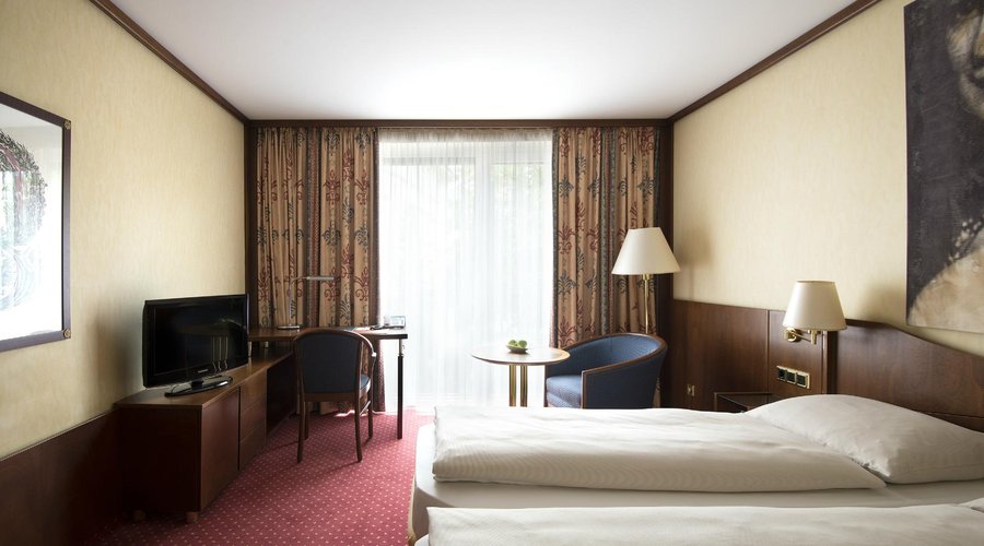 Hotel Doppel Business