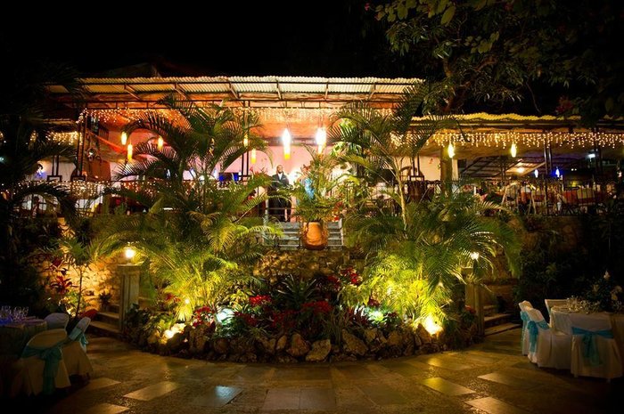 LA RESERVE HOTEL $138 ($̶1̶4̶9̶) - Prices & Reviews - Haiti/Petionville