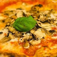 pizza funghi