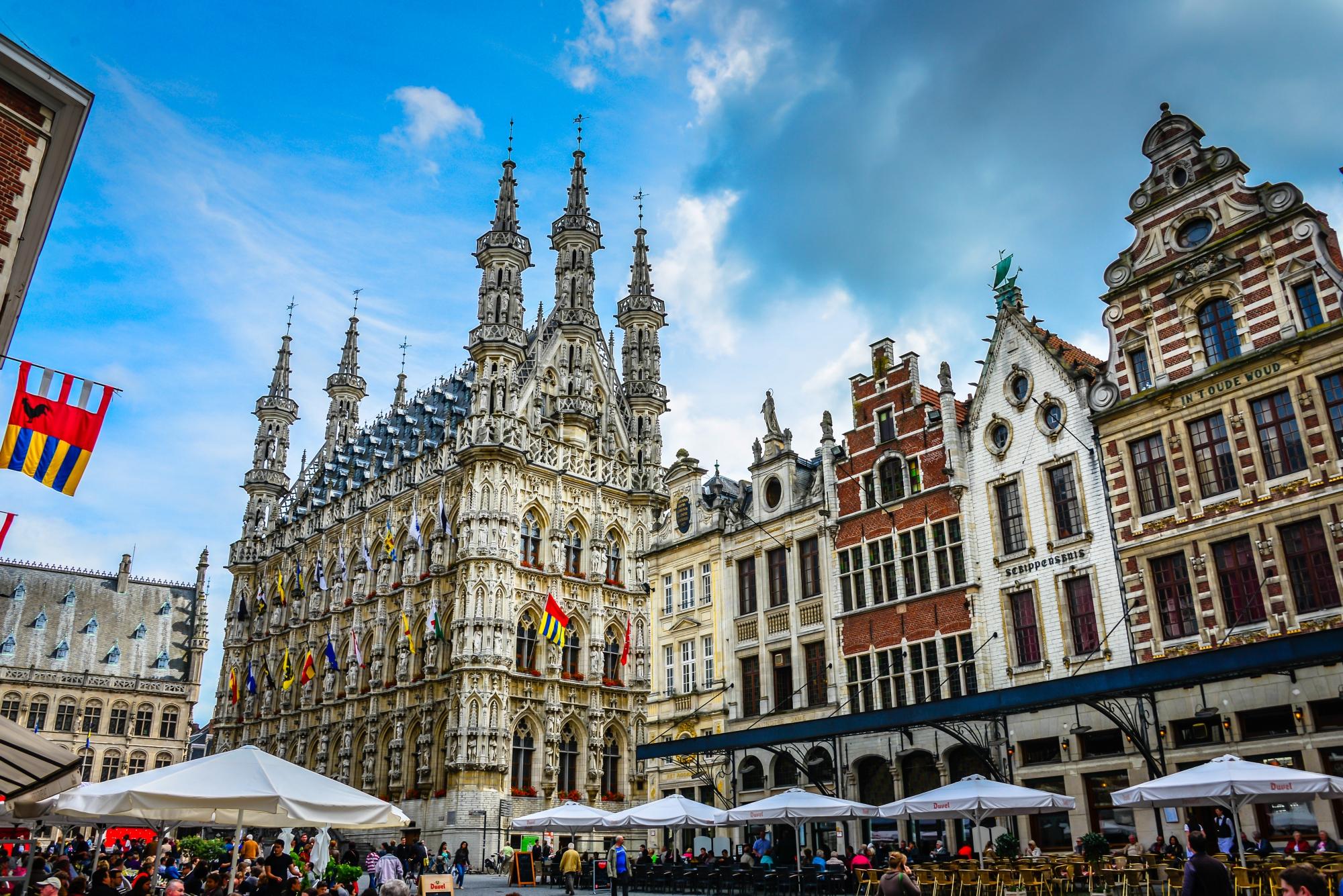 Great Market Square (Grote Markt) (Leuven) - 2023 Alles Wat U Moet ...