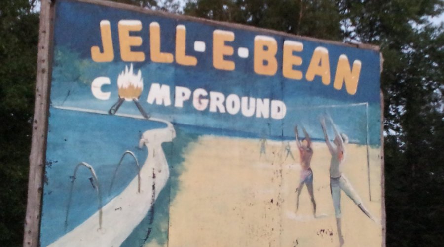 Jell-E-Bean sign from road