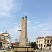 Piazza 4 novembre