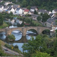 Blick von Schadeck auf die Mittelalterliche Brücke Runkel