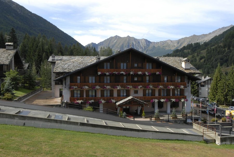 hotel champoluc pensione completa