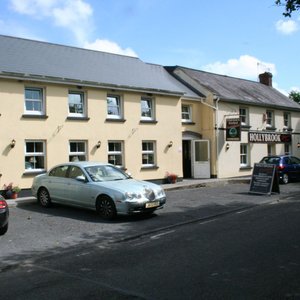 Hollybrook Country Inn