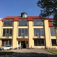 Hauptgebäude