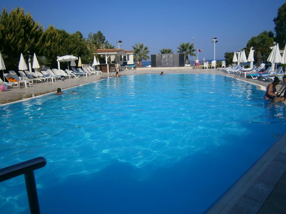 MERSIN BEACH CLUB (Кушадасы) - отзывы, фото и сравнение цен - Tripadvisor