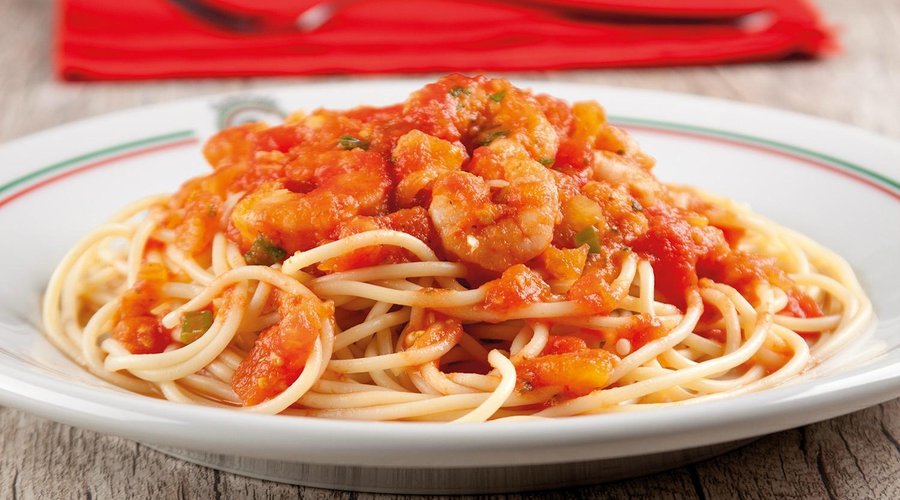 spaghetti ao molho camarão