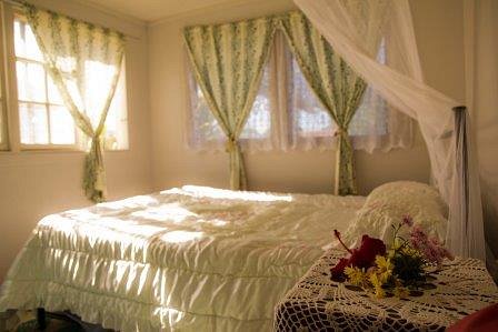 Saoirses Retreats UPDATED 2023: 2 Bedroom Guest house in Nuku'alofa with  Air Conditioning and Washer - Tripadvisor