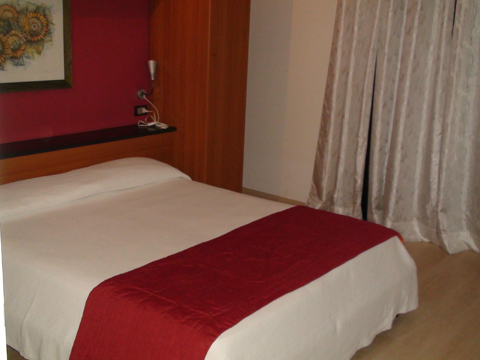 Aer Hotel Malpensa Bar or Lounge: Pictures & Reviews