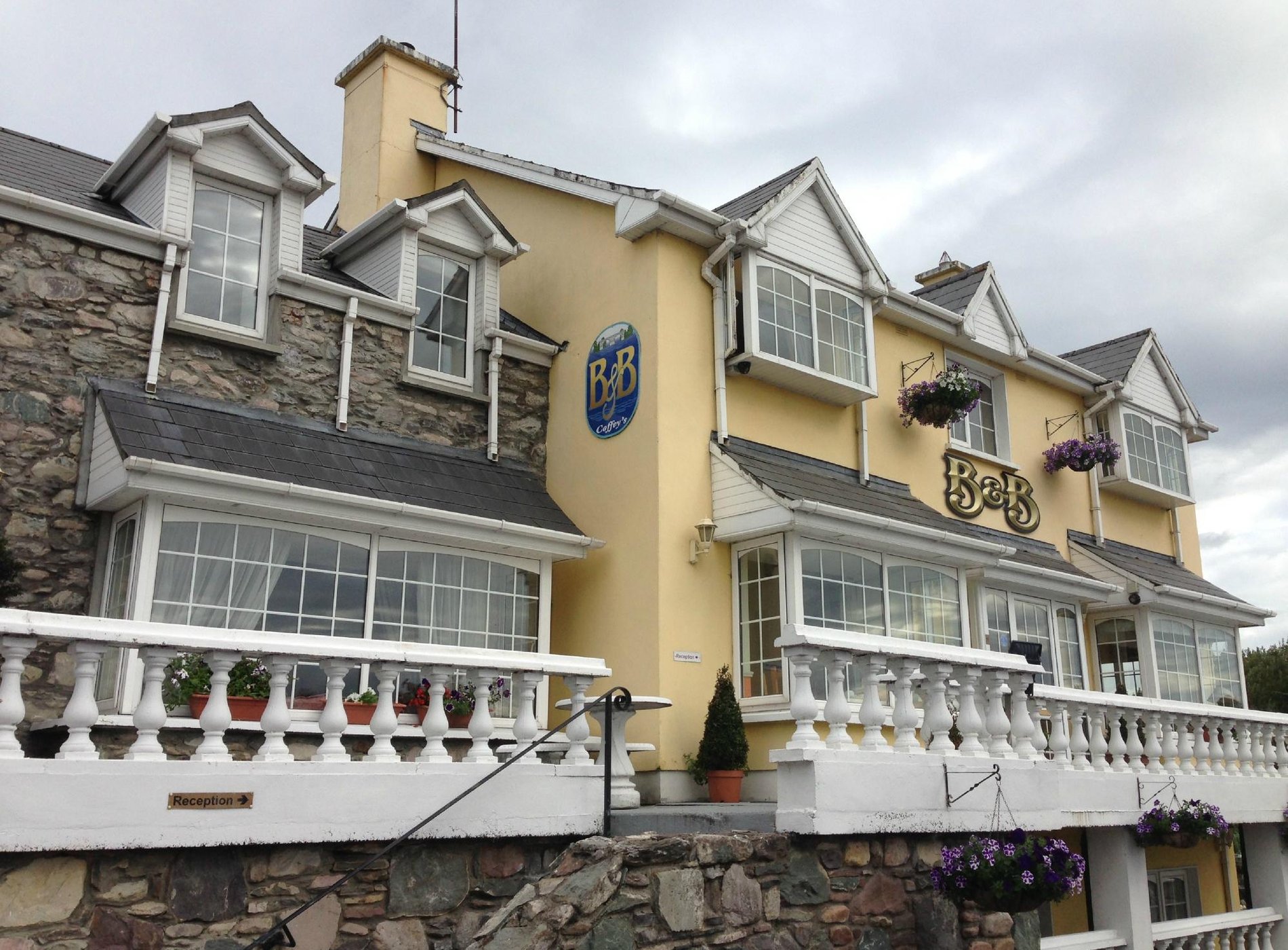 Coffeys Rivers Edge B&B - Bed & Breakfast Accommodation in Killorglin & Kerry by null