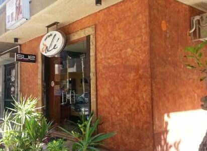 entrance to Olé Café Espanola