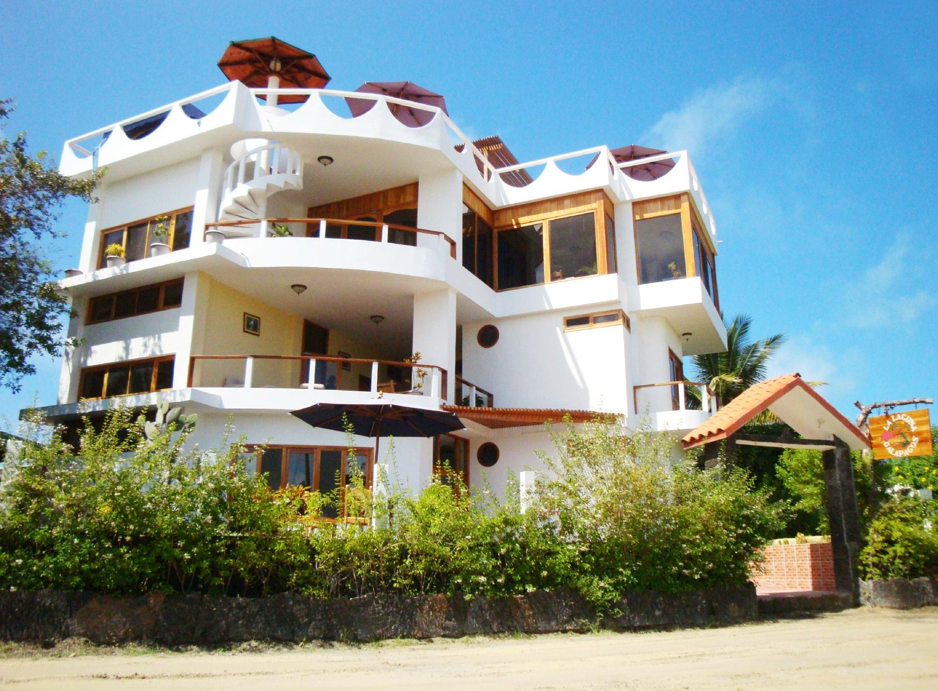 La Laguna Galapagos Hotel by null