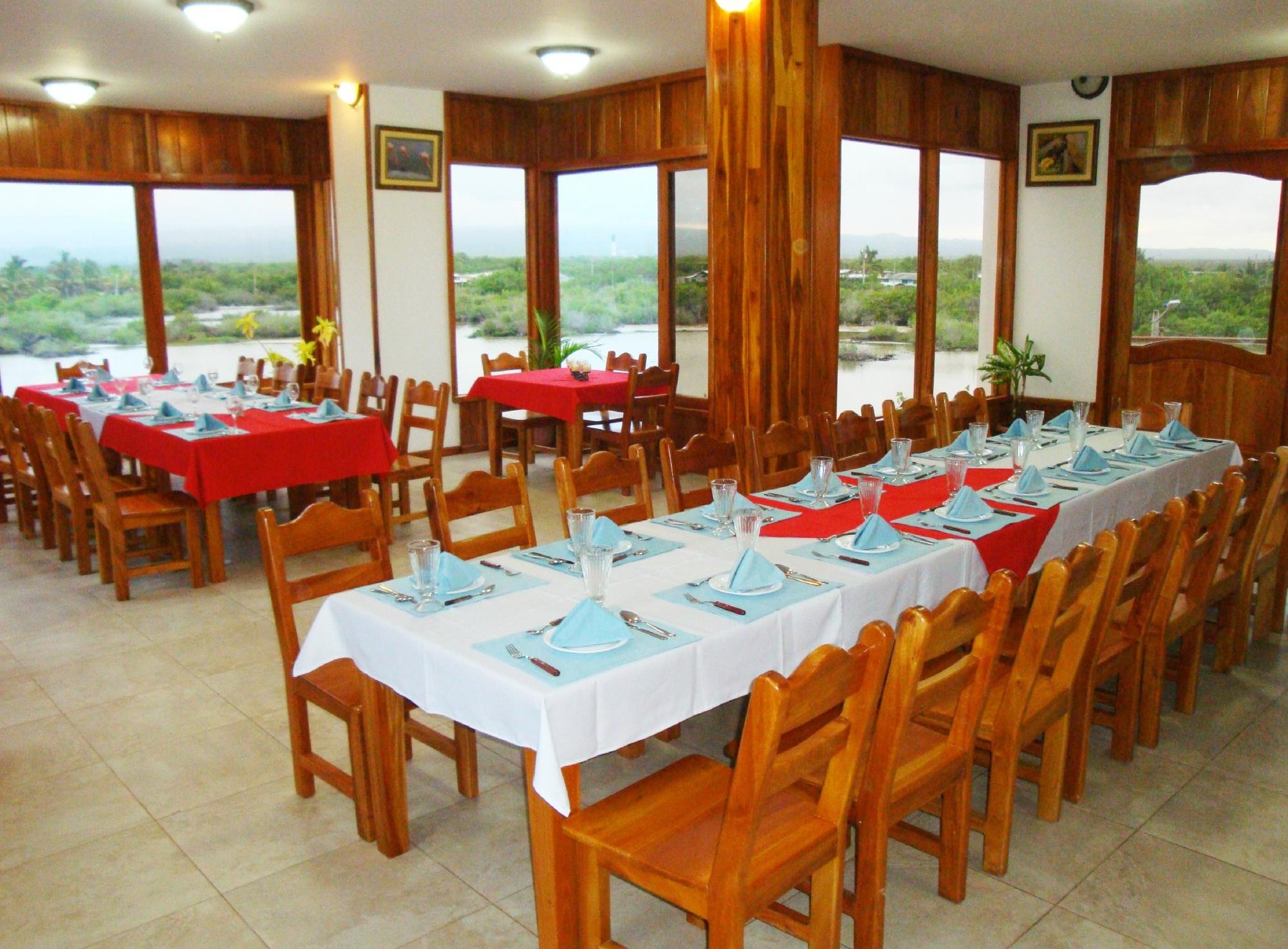 La Laguna Galapagos Hotel by null