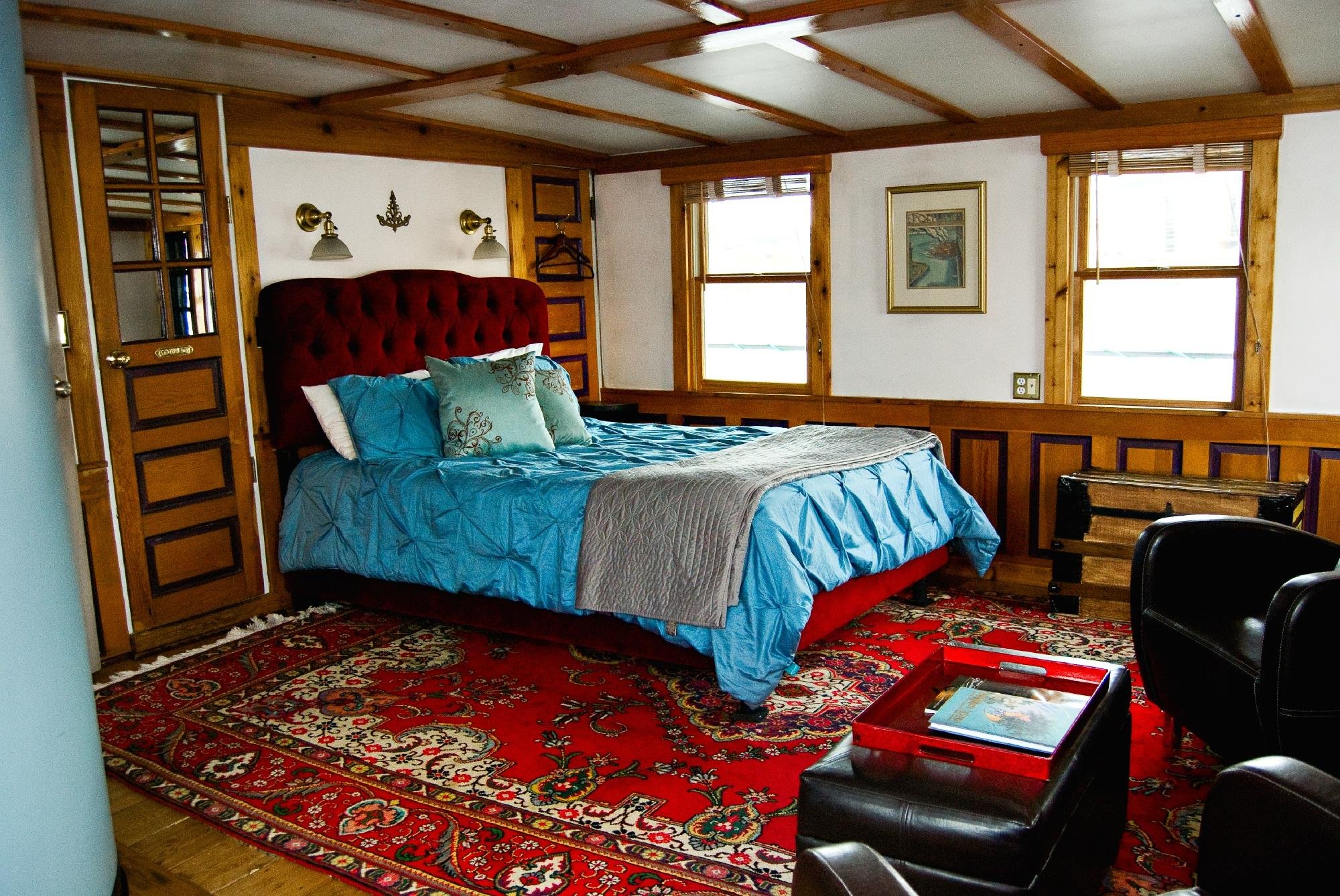 The Covington Inn by null