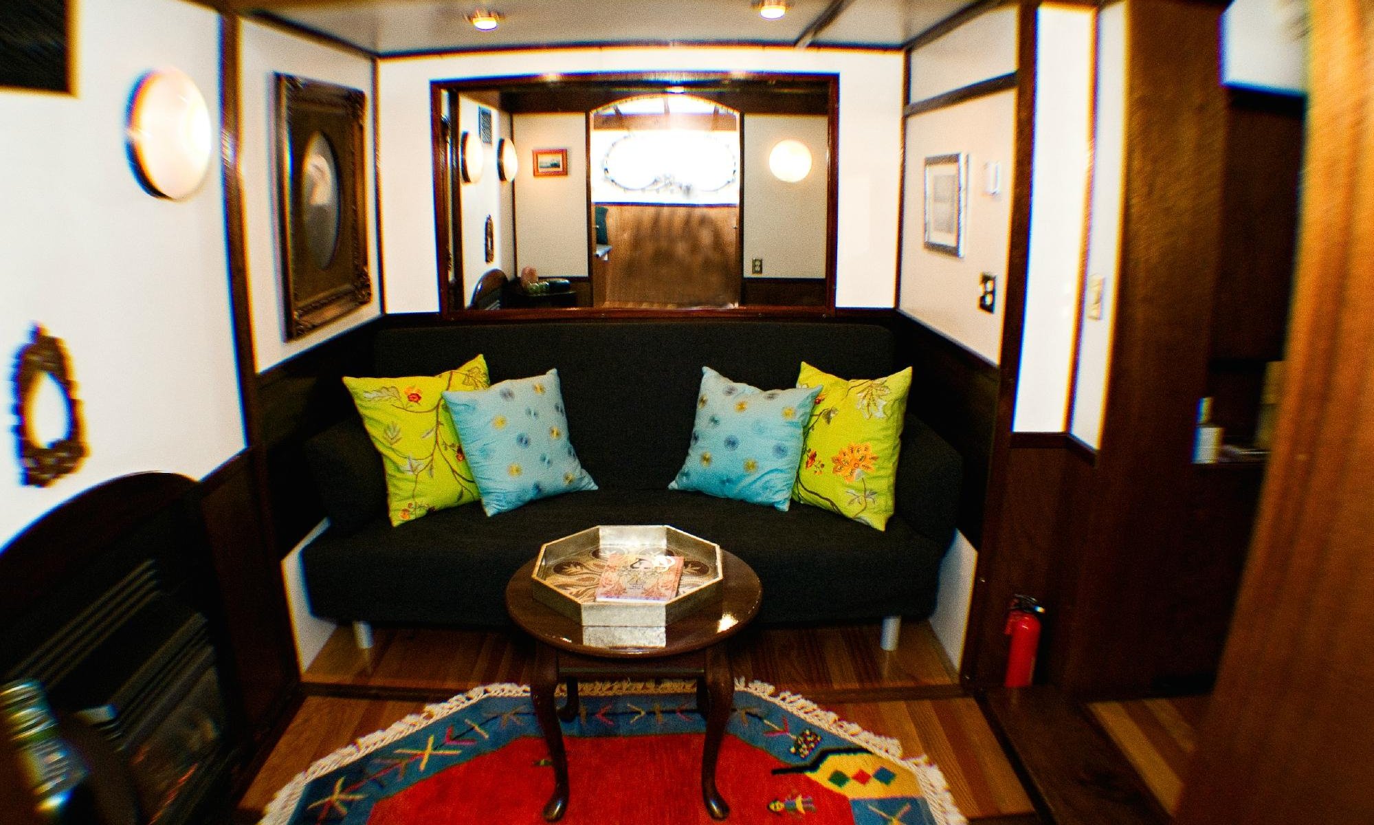 The Covington Inn by null