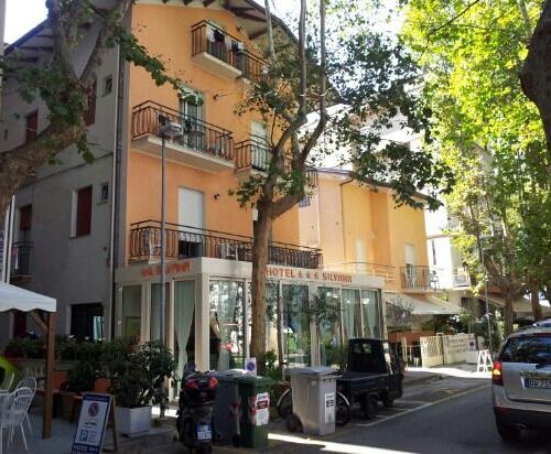 Hotel Silvana Cattolica image