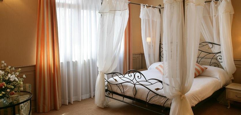 Suite "ROMANTICA"