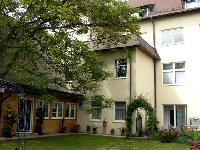 B & B HAUS SCHIMEK - Guest House Reviews (Modling, Austria)