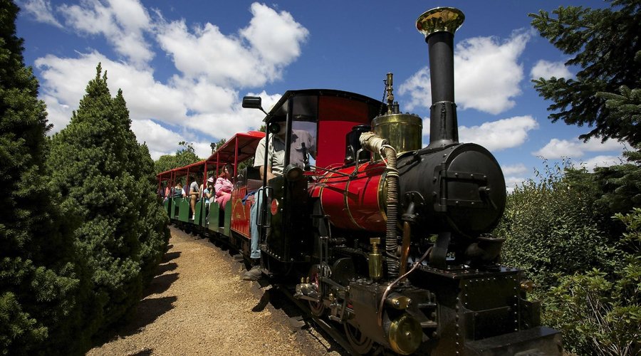 Australia's only Gas fired, Solar powered Steam Train.