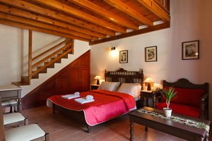 Room & Suite
