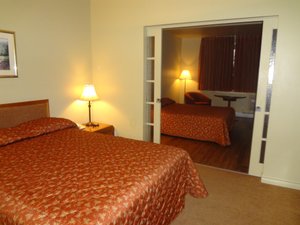 Room & Suite