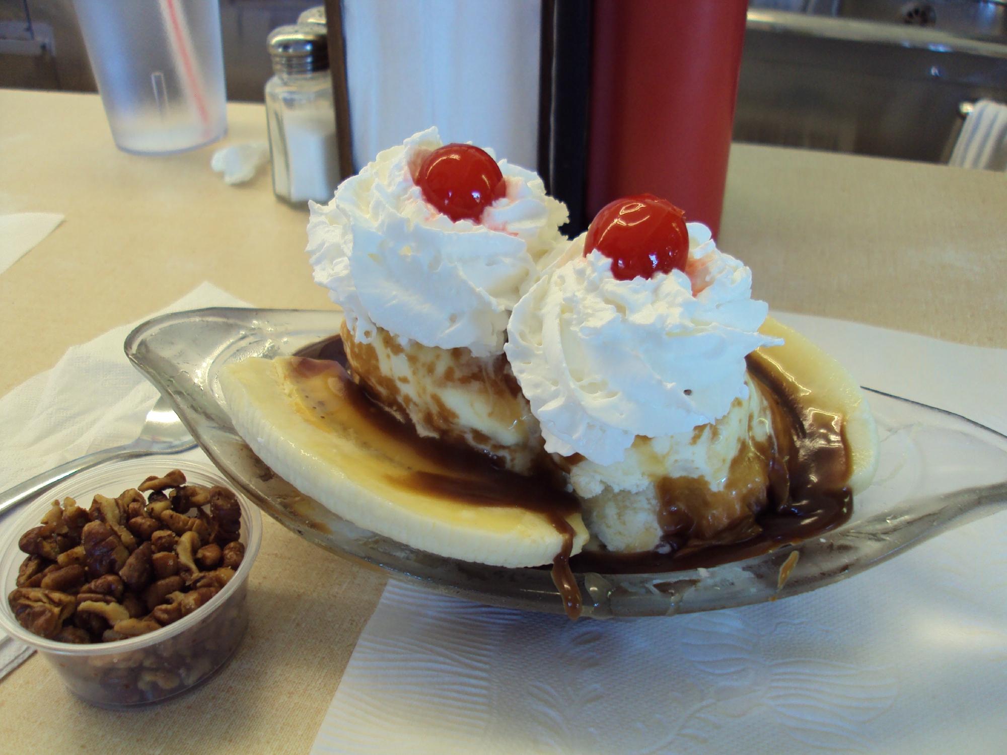 Massillon burger place 2025 in icecream cone