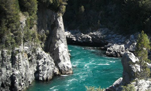 RIO FUTALEUFU - Lugar de pesca.