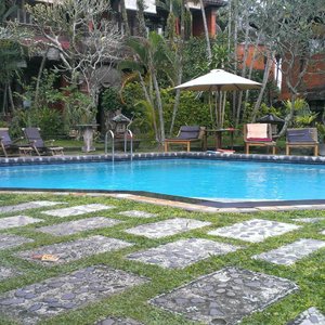 piscine d'un hotel où on peut aller gratuitement