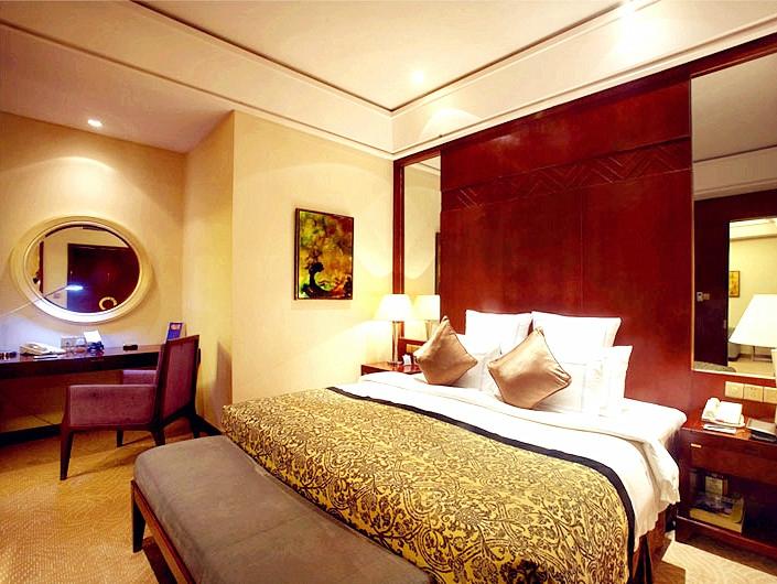 Hotel photo 2 of Wyndham Grand Plaza Royale Ningbo.