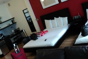 Room & Suite