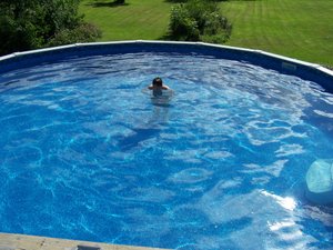 Pool & Beach