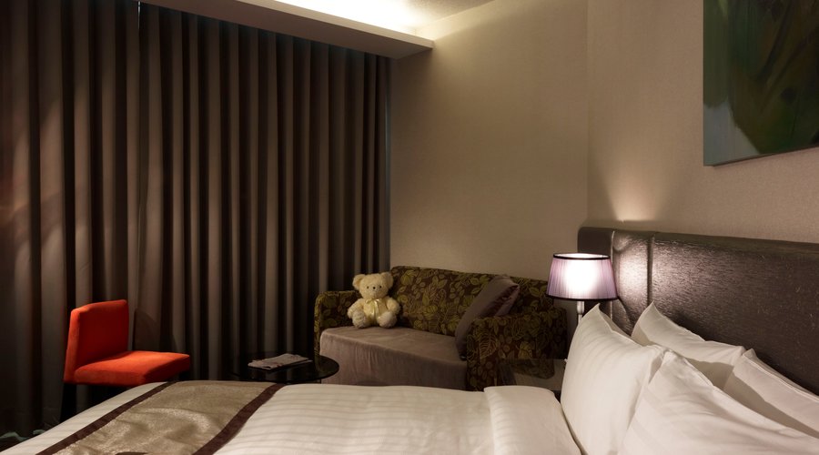 the loft hotel room