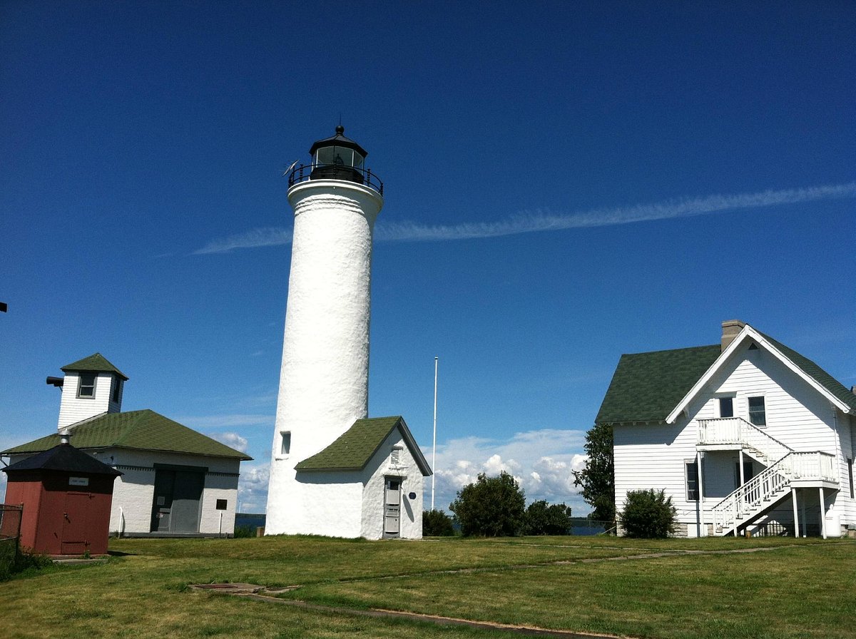 How It Works - TIBBETTS POINT LIGHTHOUSE HISTORICAL SOCIETY