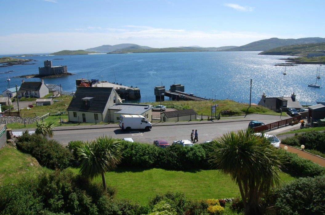 Castlebay Hotel by null