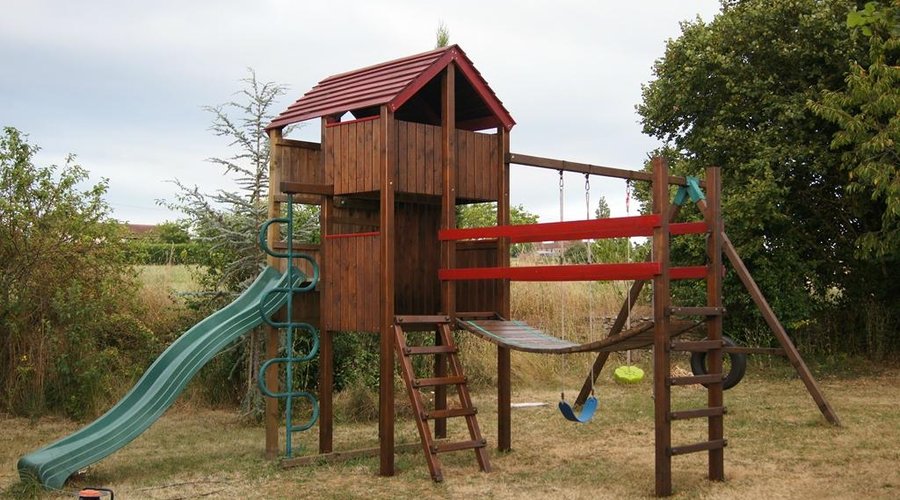 De speeltoren.